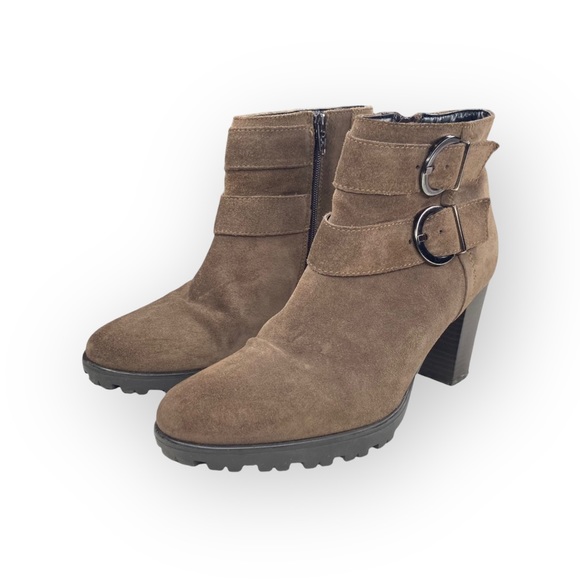 Easy’n Rose  Buckled Lug Sole Heeled Moto Chelsea Boot  Taupe Suede 39 8.5M 9M - Picture 7 of 16